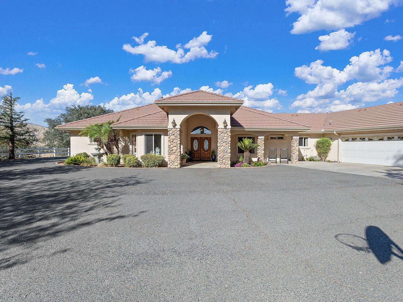 16489 Goat Ranch Rd, Springville — photo 10 of 15