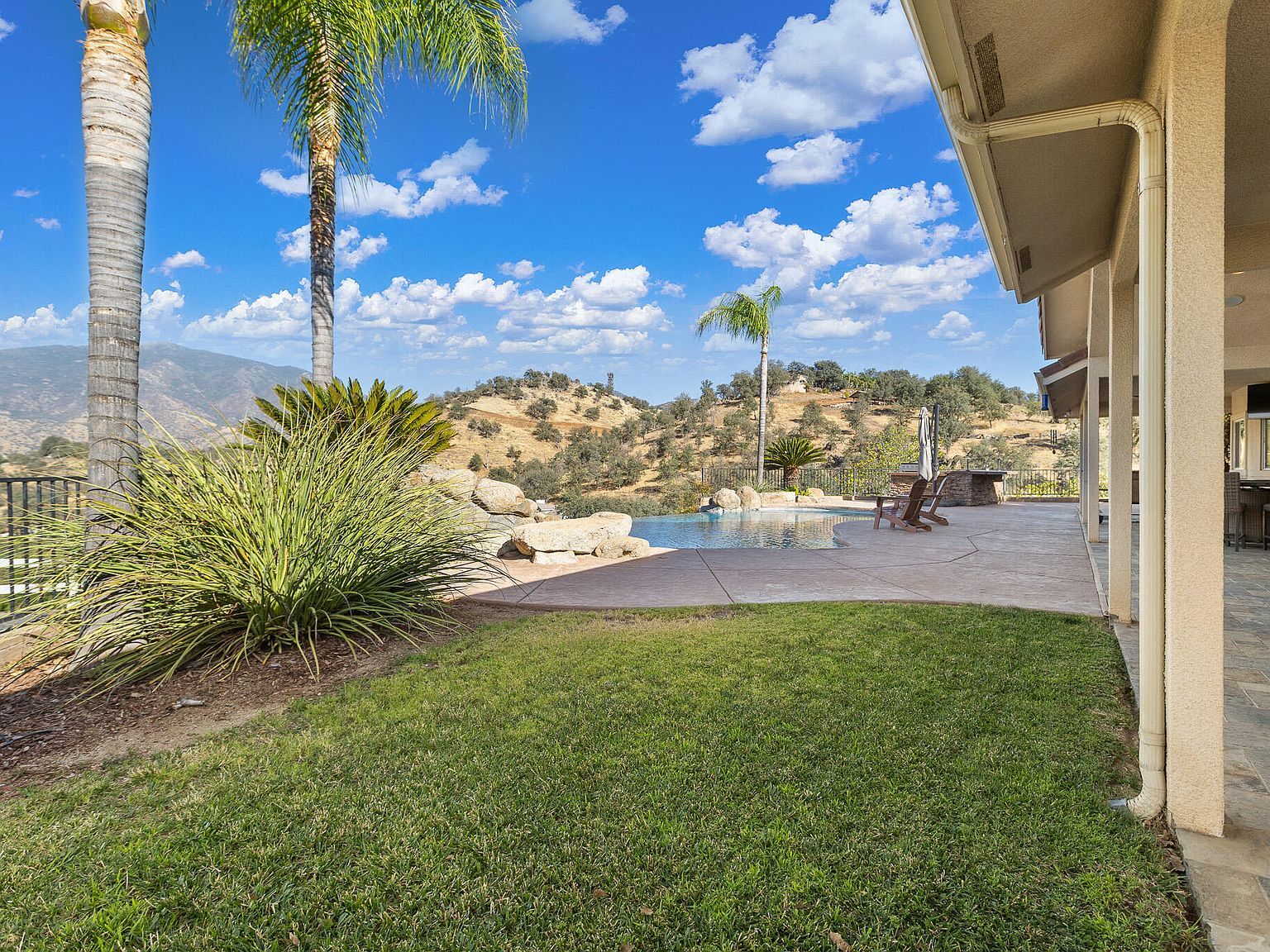 16489 Goat Ranch Rd, Springville — photo 6 of 15