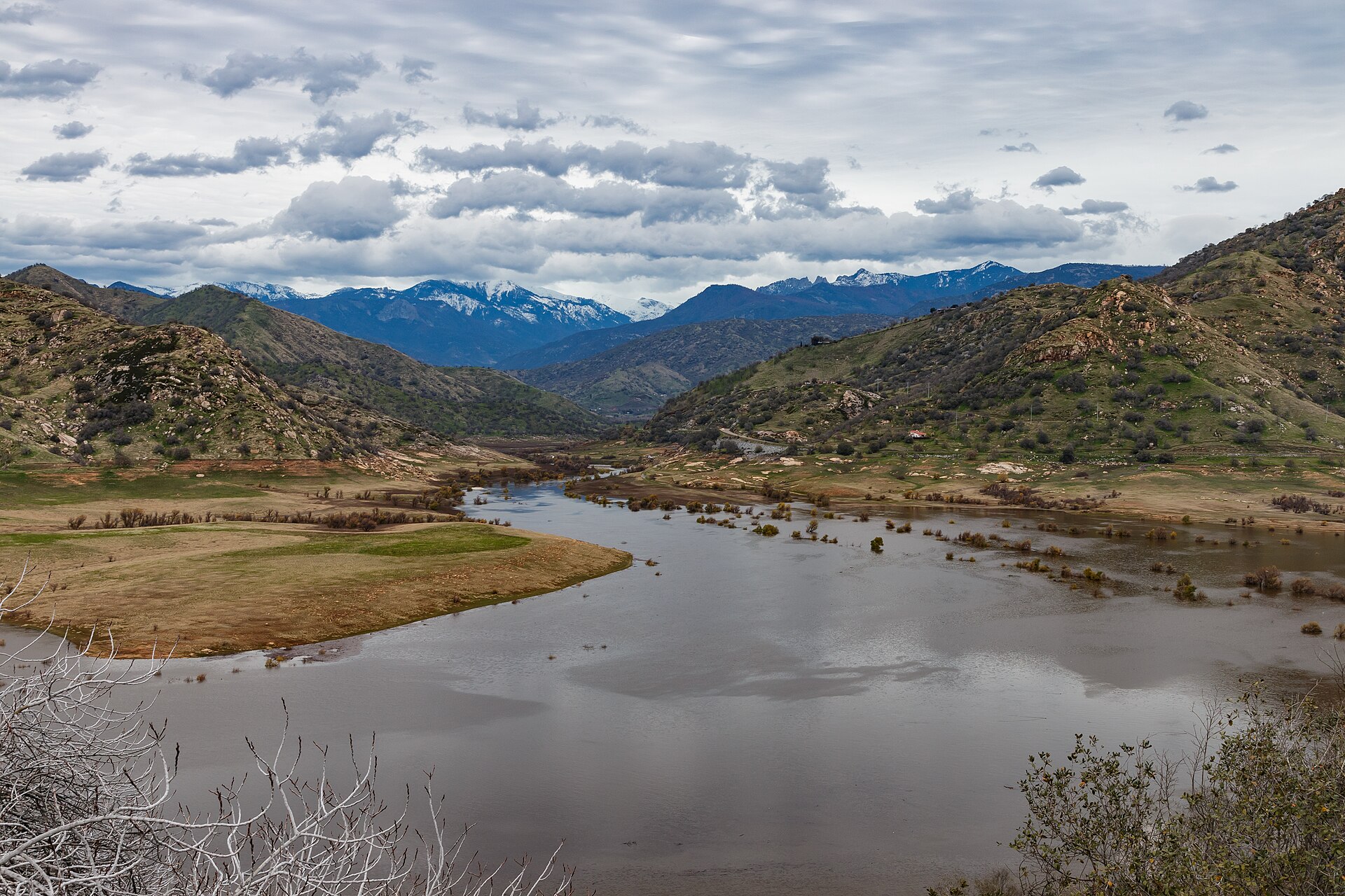 Lake Kaweah near Three Rivers, California