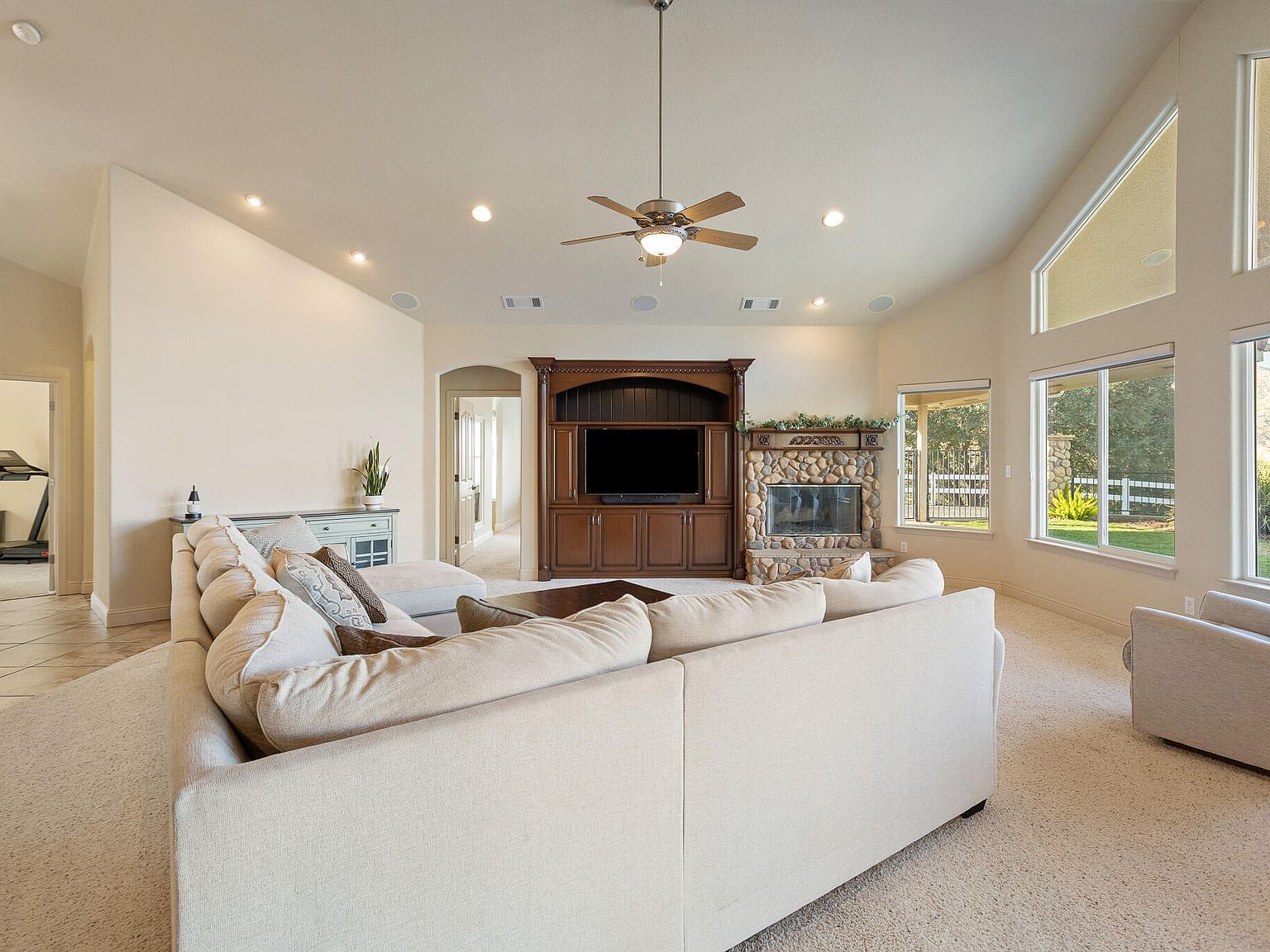 16489 Goat Ranch Rd, Springville — photo 13 of 15